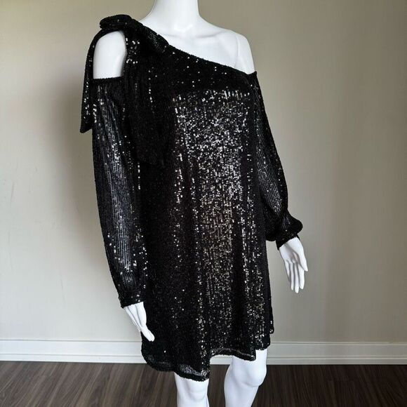 CeCe One Shoulder Sequin Dress With Bow NWT - Picture 2 of 10